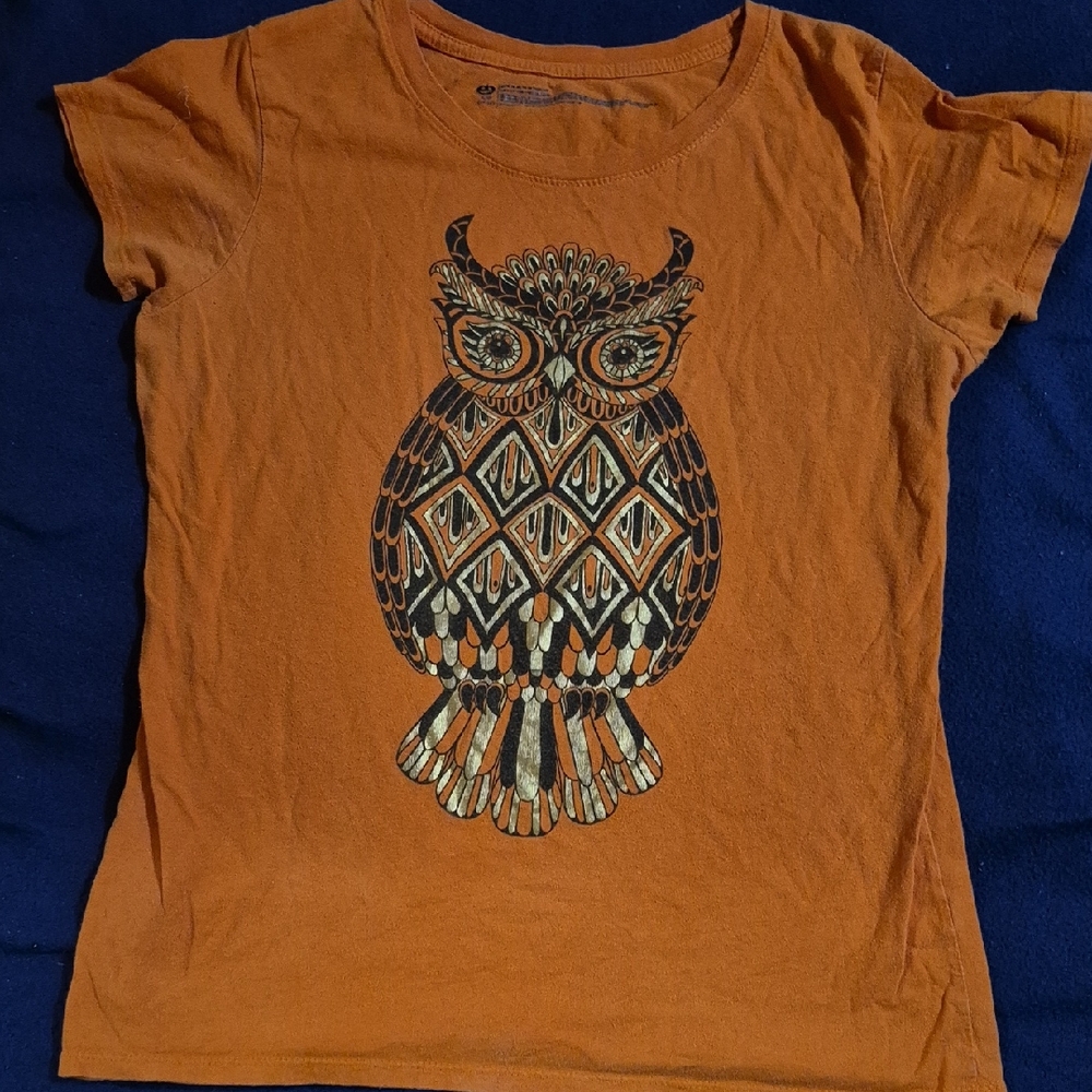 Orange Owl Graphic T-Shirt